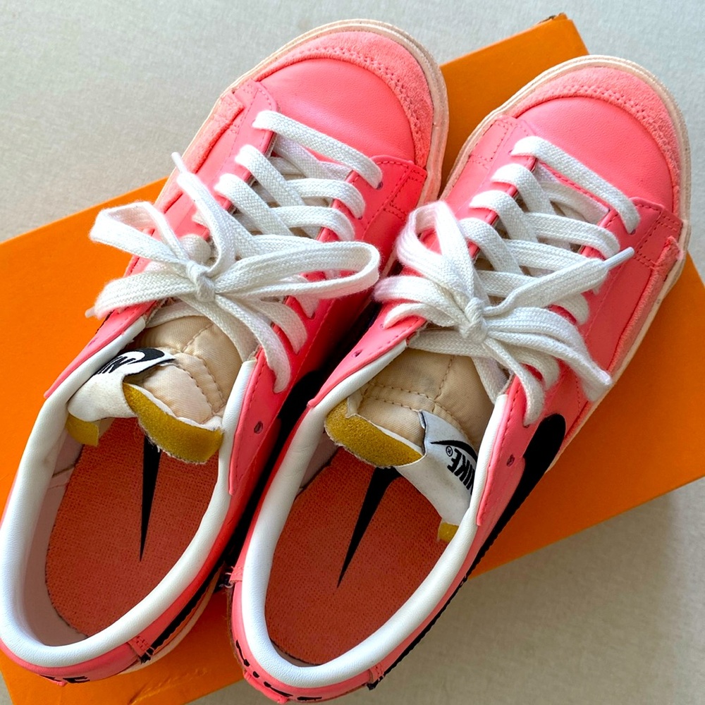 Nike Blazer Low 77 Atomic Pink